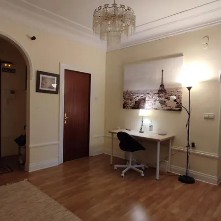 Acogedora habitación céntrica, con wifi GRATIS 2